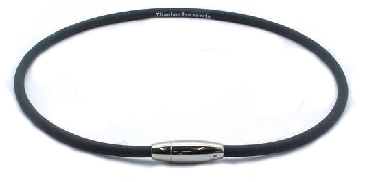 Magnethalsband Yono (endast kvar i vitt)